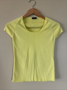Akris Lemon Yellow Short Sleeve Scoop-Neck Tee